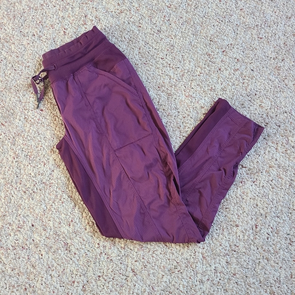 Lululemon Street To Studio Pant II *Unlined Size 4 ♡ Regal Plum - Picture 2 of 10
